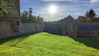 Muiravonside Country Park