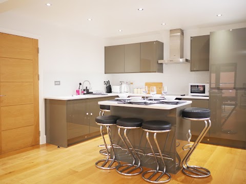 The Elm Serviced Apartments in Camberley