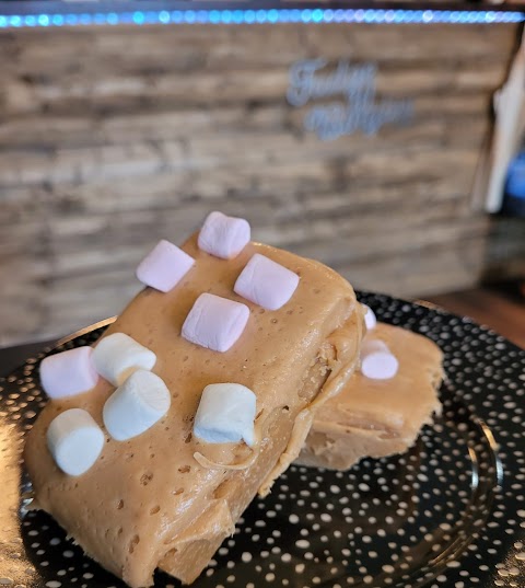 Fudge it coffee lounge and fudge shop