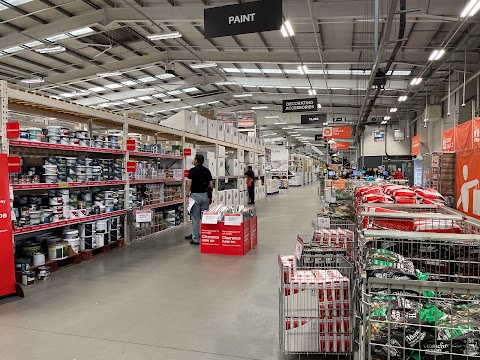 B&Q Reading