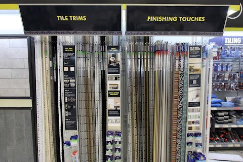 Topps Tiles Plymouth - SUPERSTORE