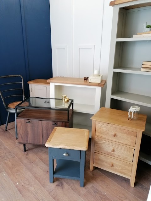 Fox House Furniture