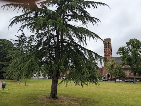 Pump Room Gardens