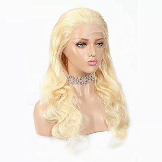 Queenyhair wigs and lashes