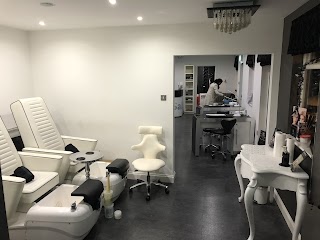 Arissa Beauty - Nails, Brows & Lashes - Wokingham