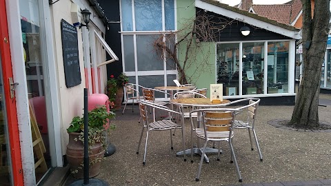 Courtyard Coffee Shop