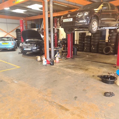 Mersey Tyres And Autocentre