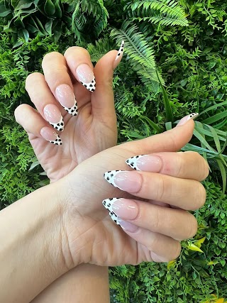 Diamond Nails