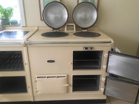 Gleamingly Clean Oven Cleaning