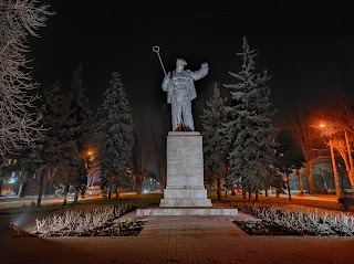 Пам'ятник Сталеварові