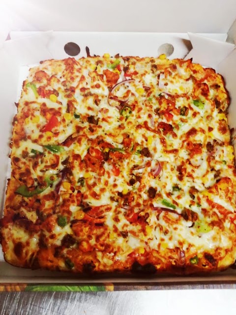 Square Pizza