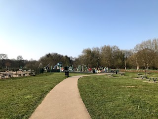 Cassiobury Park