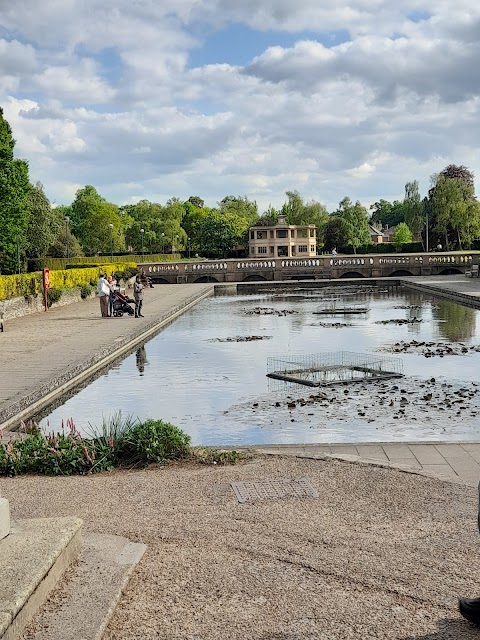 Eaton Park Café