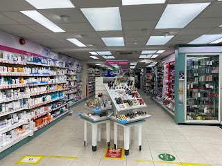 Central Pharmacy & Travel Clinic - Esher - Alphega Pharmacy