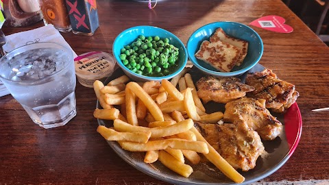 Nando's Cardiff - Mermaid Quay