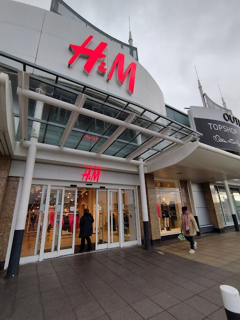 H&M