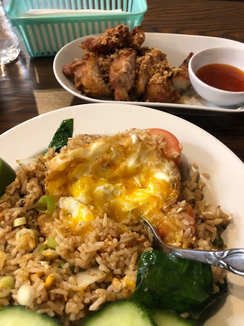 Somjuk Thai Cafe