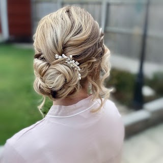 Bridal Hair by Michelle Jewess