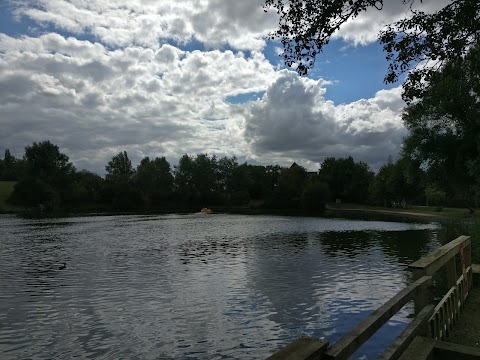 Waterfield Road / Hemsworth Water Park