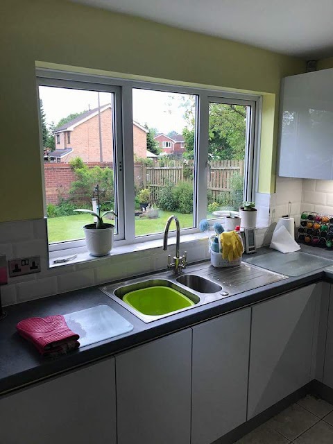 AK Kitchens & Bathrooms Wolverhampton