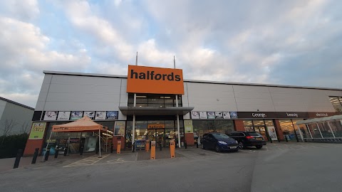 Halfords - Cortonwood