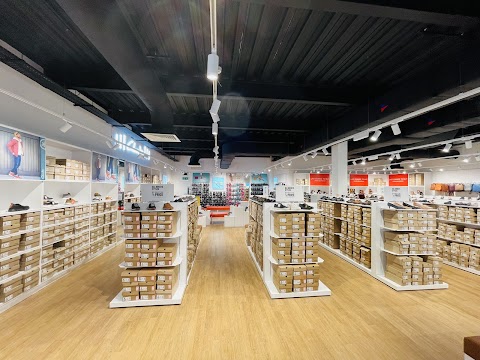 Clarks Outlet