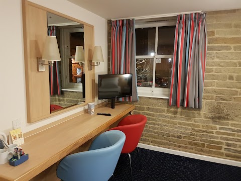 Travelodge Halifax