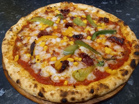 Tomato & Basil Pizzeria