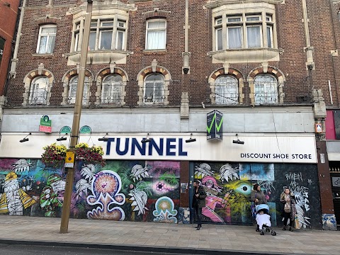 Tunnel Discount Shoe Store