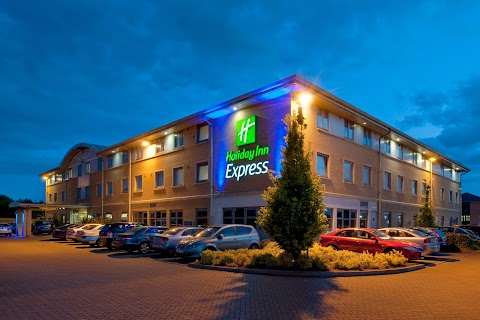 Holiday Inn Express East Midlands Airport, an IHG Hotel