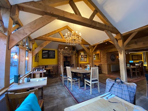 The Black Horse Pub & Restaurant, Iver Heath