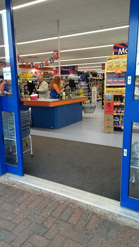 B&M Store