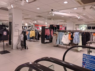 H&M