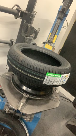 Drivy Tyres