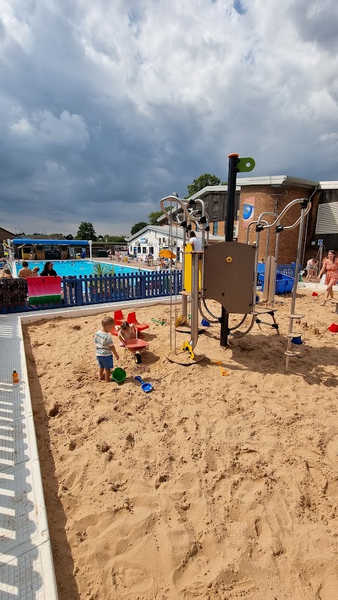 Ashby Leisure Centre & Lido