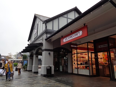 Le Creuset - Cheshire Oaks