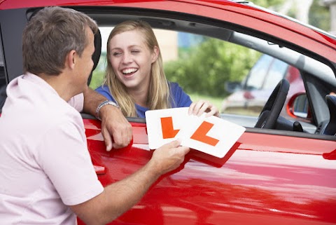 1st Stop School of Motoring - Driving Lessons Cardiff