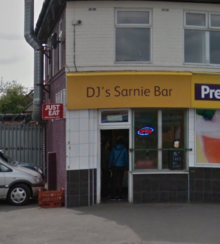 D J's Sarni Bar