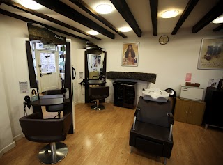 Acutabove Hair Salon