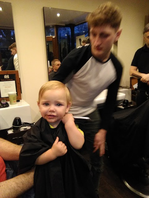 Andies Barbering