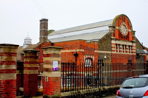 St Luke's Swimming Pool