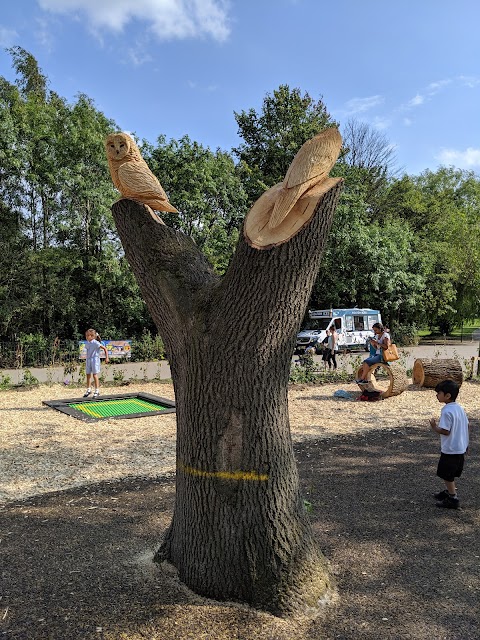 Lakeside Adventure, Playground