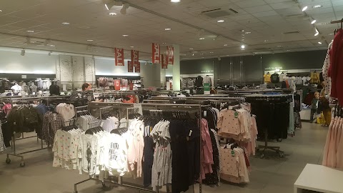 H&M