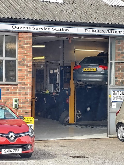 Queen's Service Station