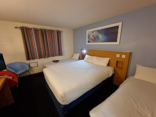 Travelodge Wakefield Woolley Edge M1 Northbound hotel