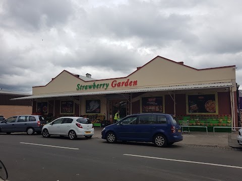 Strawberry Garden Cash n Carry