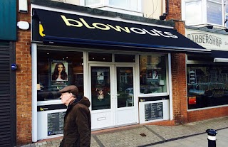 Blowouts, Hull