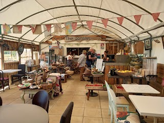 The Ionian Wood Fired Kitchen ＆ Farmshop