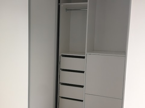 Fitted And Built In Wardrobes UK
