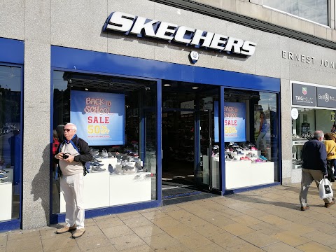 Skechers